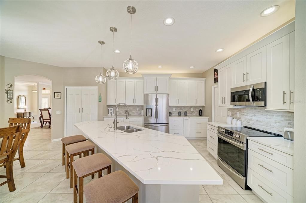For Sale: $745,000 (3 beds, 2 baths, 2380 Square Feet)