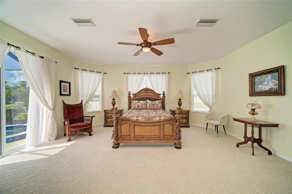 For Sale: $745,000 (3 beds, 2 baths, 2380 Square Feet)