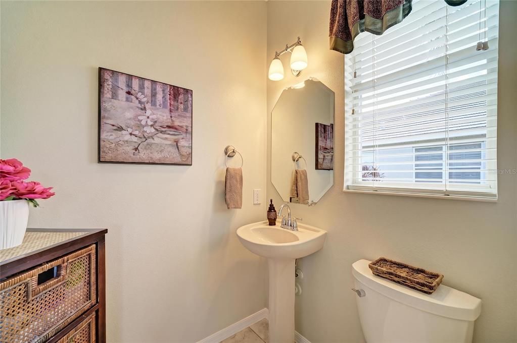 For Sale: $745,000 (3 beds, 2 baths, 2380 Square Feet)