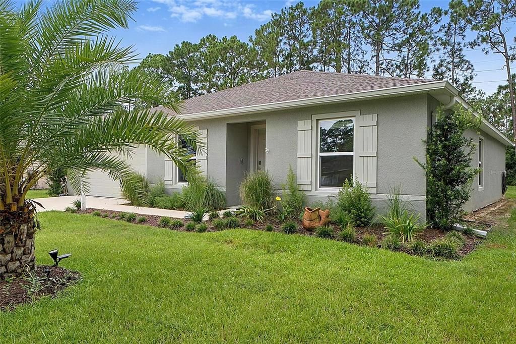 For Sale: $349,900 (4 beds, 2 baths, 1806 Square Feet)
