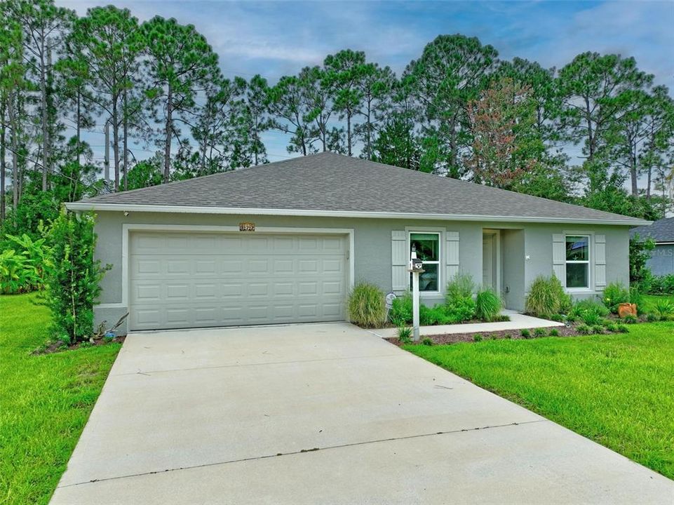 For Sale: $349,900 (4 beds, 2 baths, 1806 Square Feet)