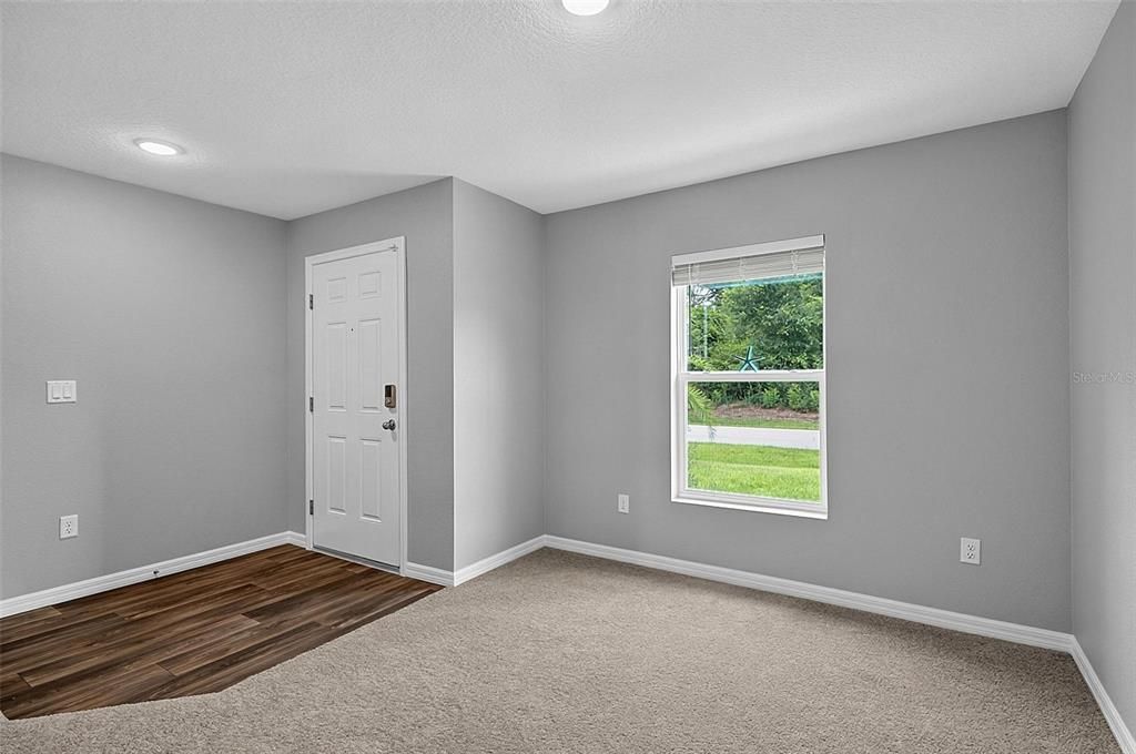 For Sale: $349,900 (4 beds, 2 baths, 1806 Square Feet)