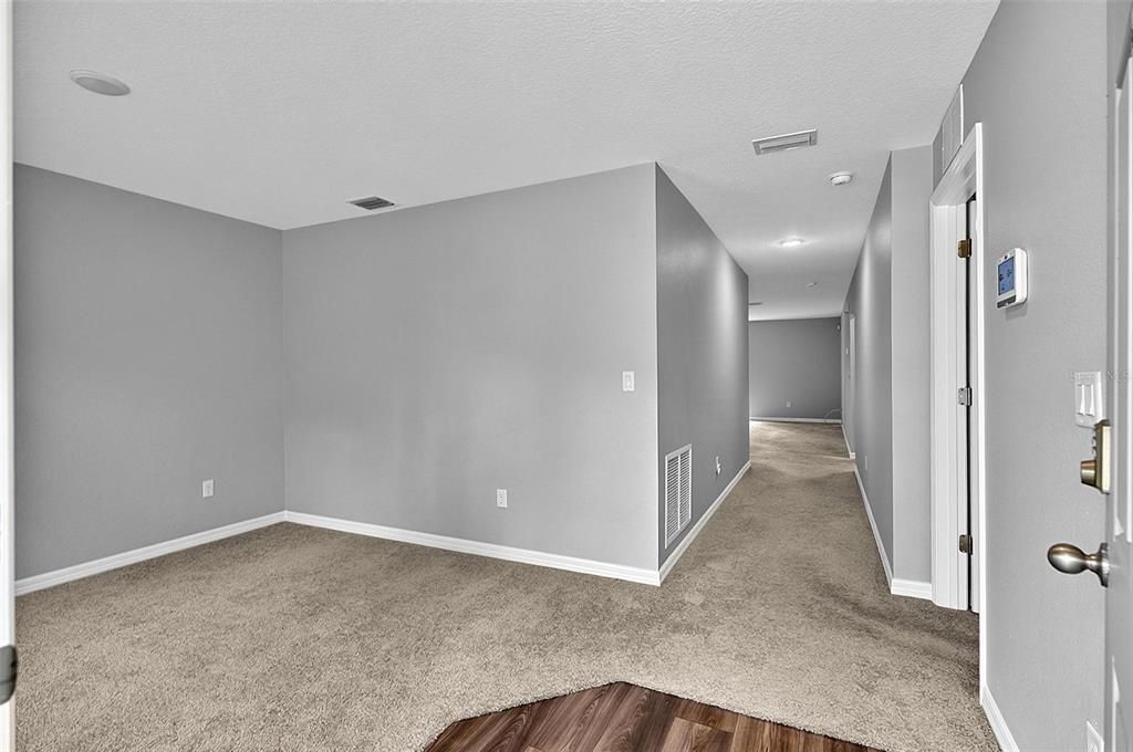 For Sale: $349,900 (4 beds, 2 baths, 1806 Square Feet)