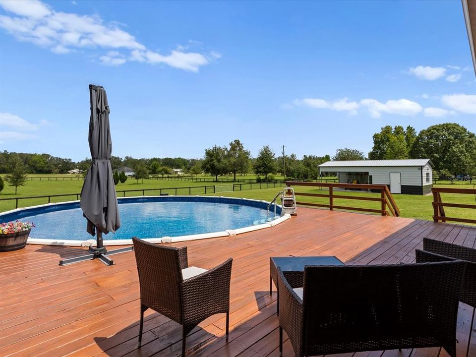 En Venta: $879,900 (4 camas, 3 baños, 2805 Pies cuadrados)