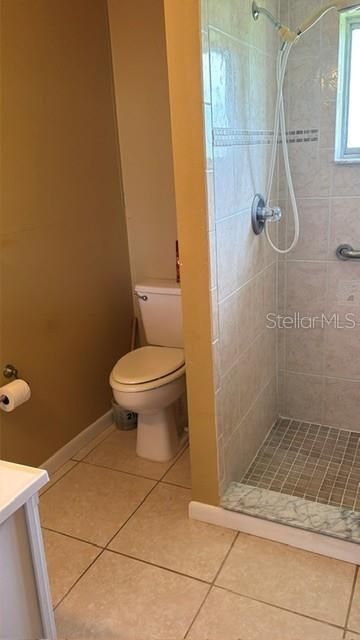 For Sale: $279,900 (2 beds, 2 baths, 1161 Square Feet)