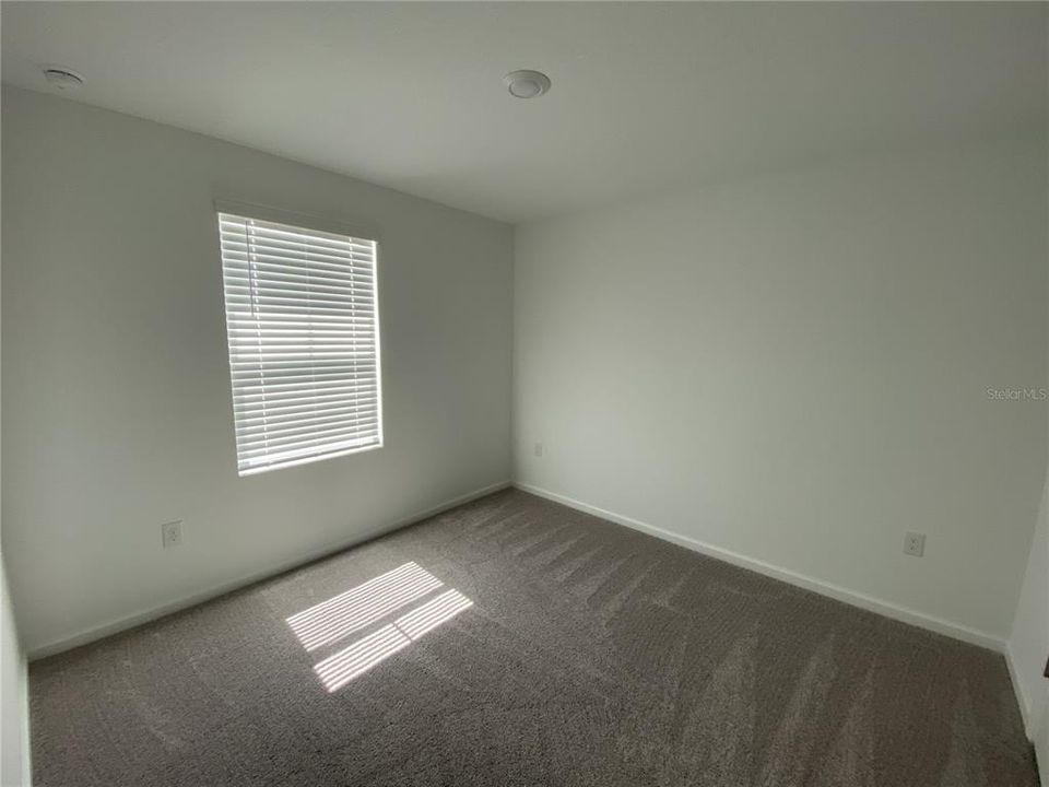 For Rent: $1,800 (3 beds, 2 baths, 1480 Square Feet)
