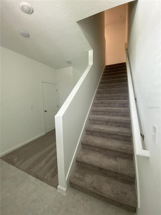 For Rent: $1,800 (3 beds, 2 baths, 1480 Square Feet)