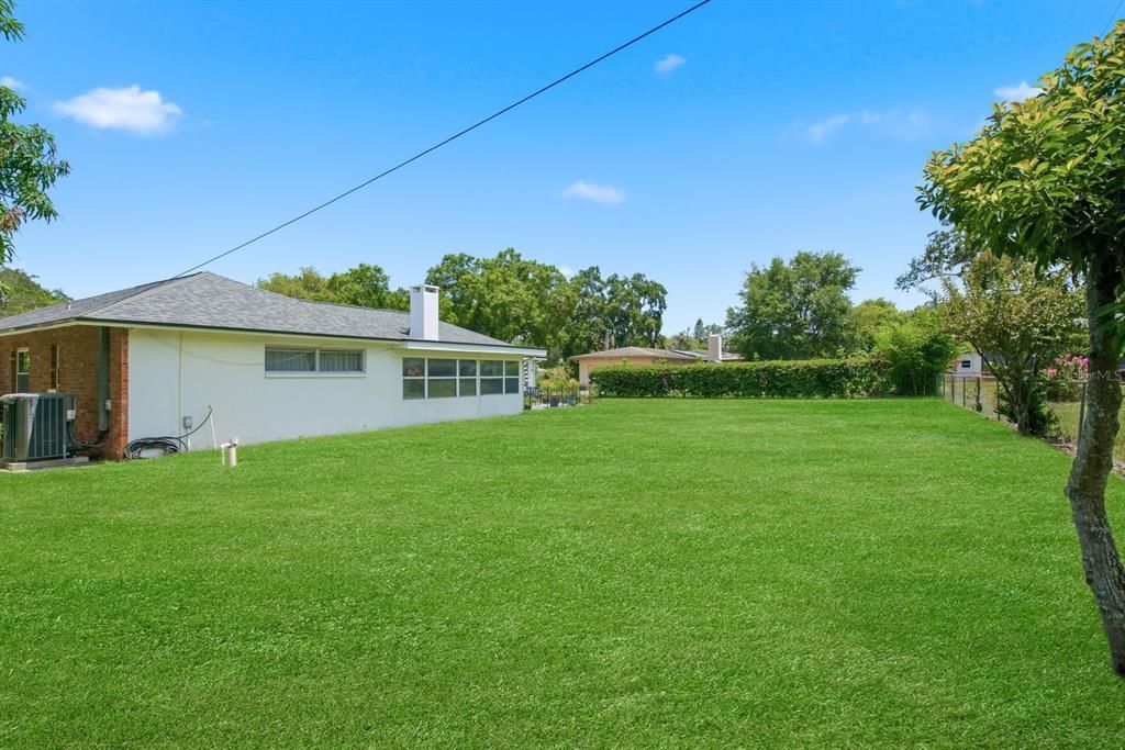Active With Contract: $619,900 (4 beds, 2 baths, 2270 Square Feet)