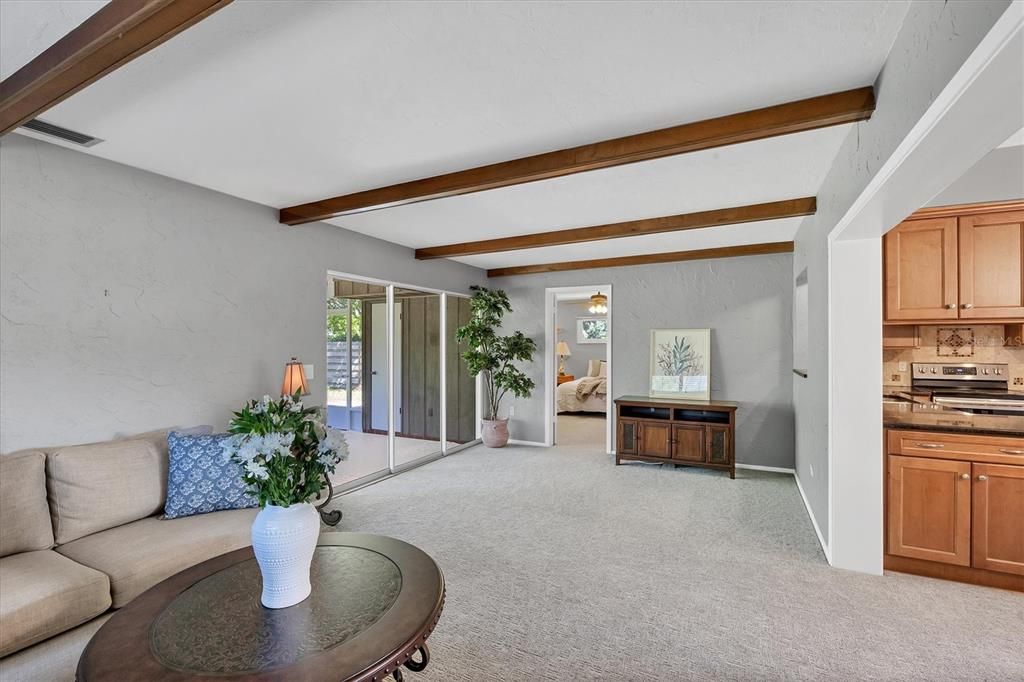 For Sale: $600,000 (4 beds, 2 baths, 2016 Square Feet)
