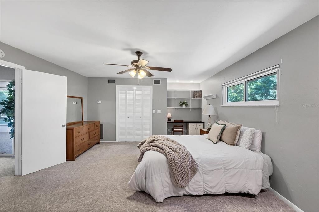 For Sale: $600,000 (4 beds, 2 baths, 2016 Square Feet)