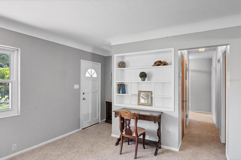 For Sale: $600,000 (4 beds, 2 baths, 2016 Square Feet)