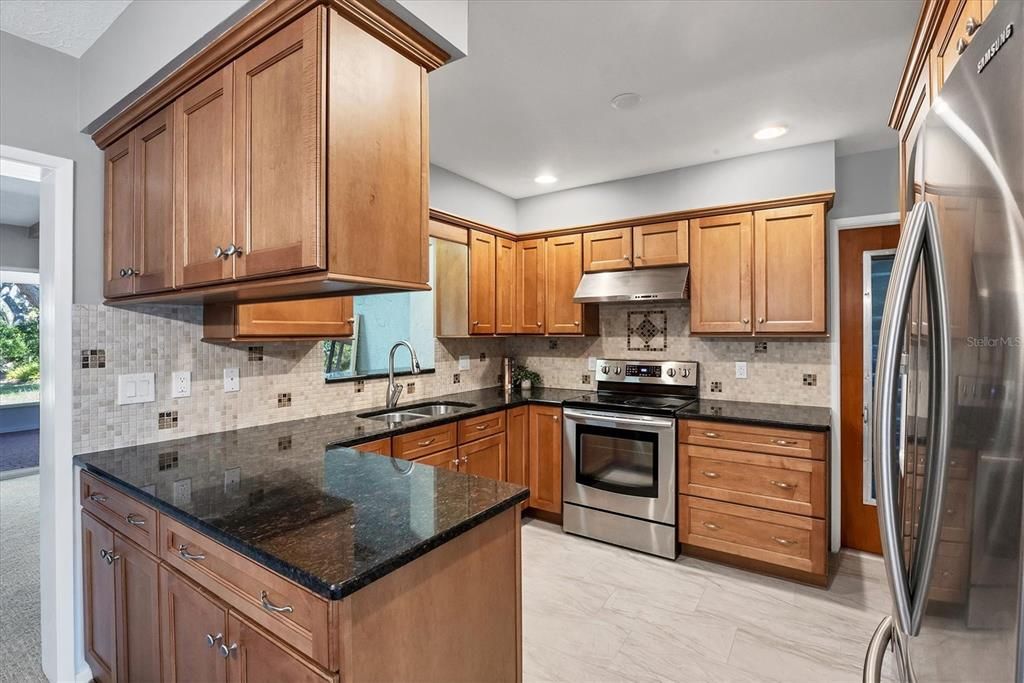 For Sale: $600,000 (4 beds, 2 baths, 2016 Square Feet)