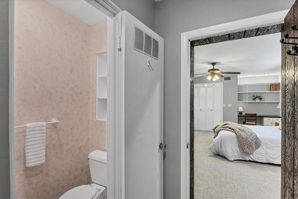 For Sale: $600,000 (4 beds, 2 baths, 2016 Square Feet)