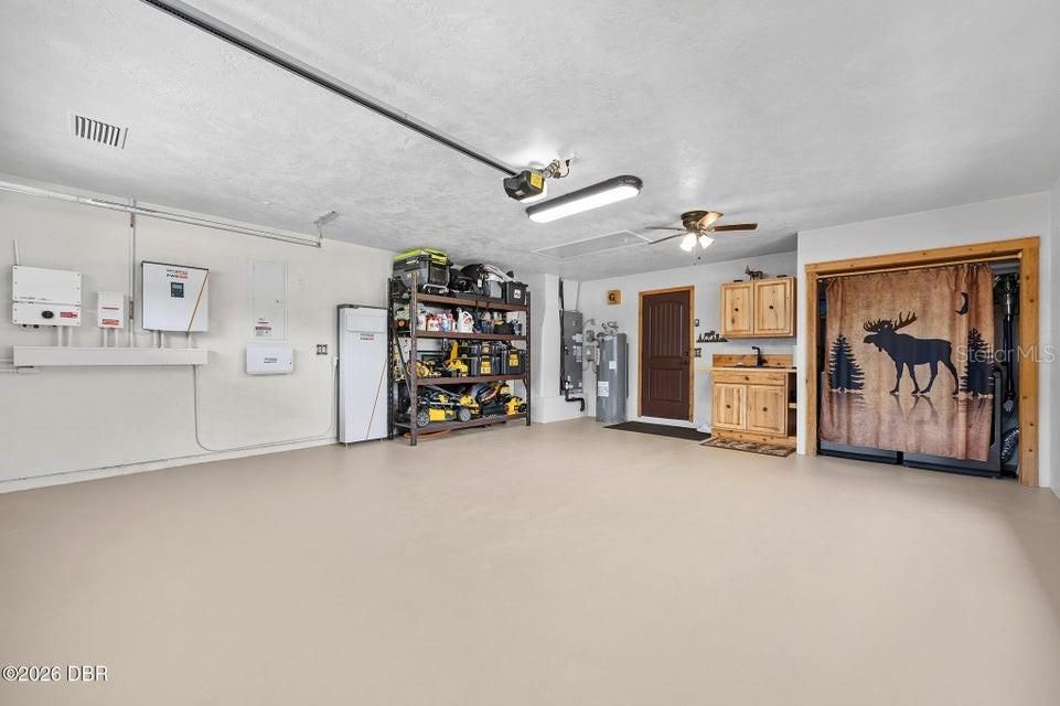 For Sale: $629,000 (3 beds, 2 baths, 2361 Square Feet)
