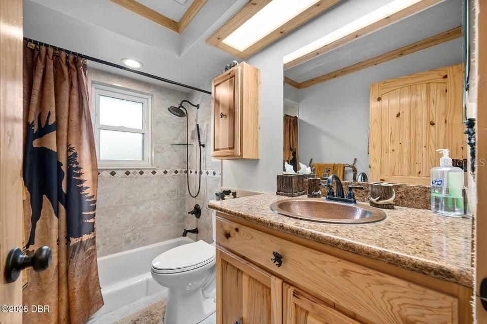 For Sale: $629,000 (3 beds, 2 baths, 2361 Square Feet)