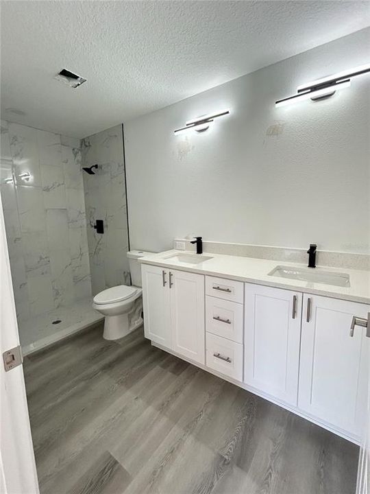 For Sale: $279,900 (3 beds, 2 baths, 1558 Square Feet)