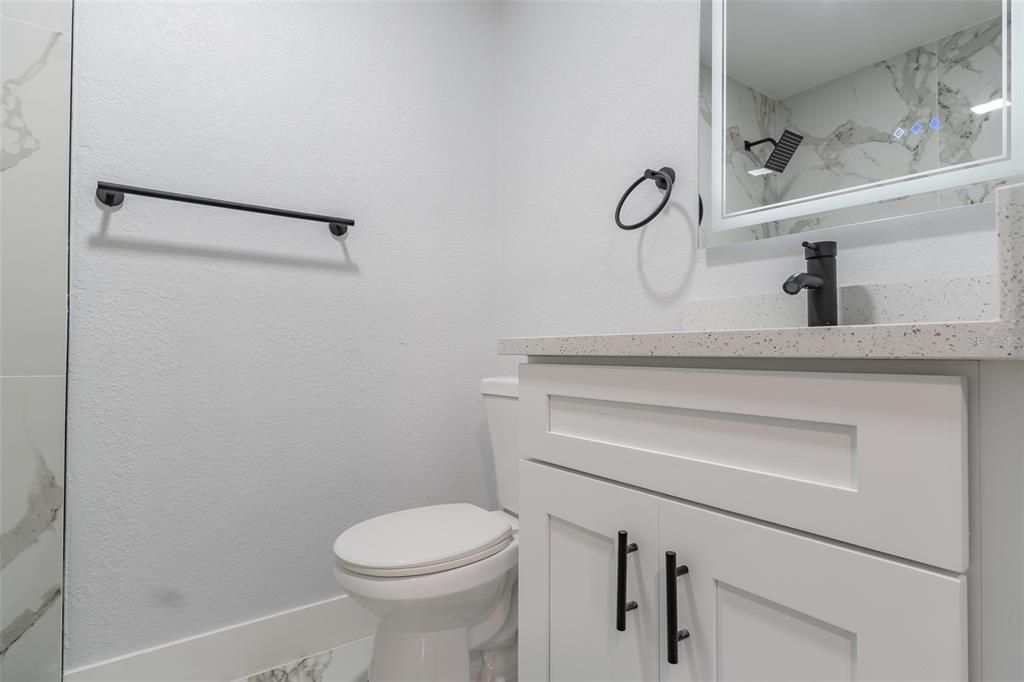 For Sale: $425,000 (3 beds, 2 baths, 1281 Square Feet)