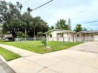 For Sale: $469,900 (4 beds, 2 baths, 1635 Square Feet)