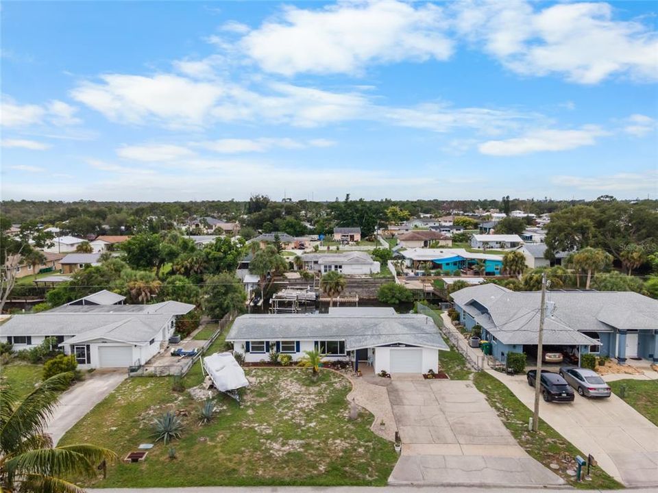 For Sale: $450,000 (3 beds, 2 baths, 1236 Square Feet)