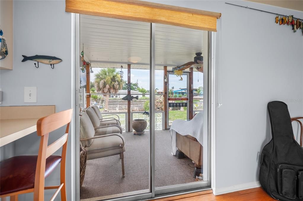 For Sale: $450,000 (3 beds, 2 baths, 1236 Square Feet)
