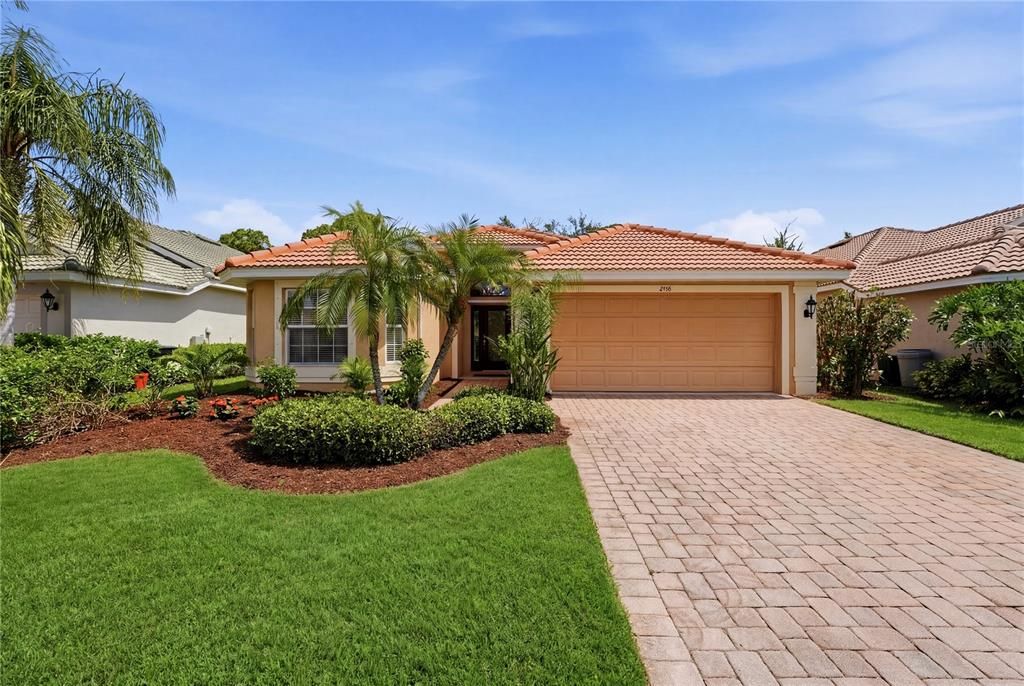 For Sale: $395,900 (3 beds, 2 baths, 1942 Square Feet)