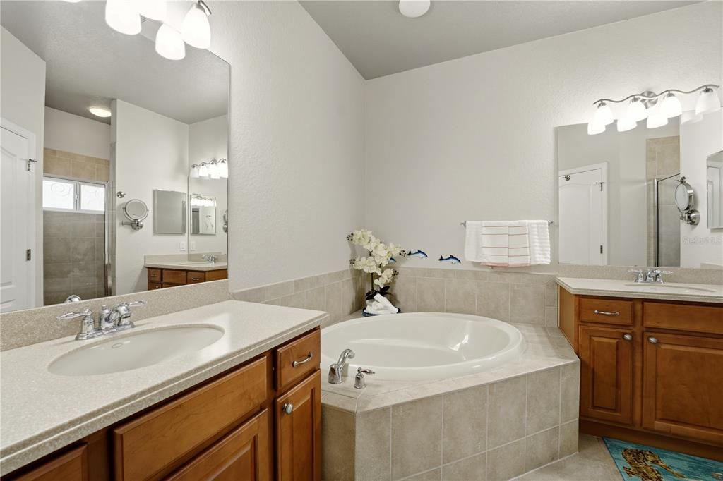 For Sale: $395,900 (3 beds, 2 baths, 1942 Square Feet)