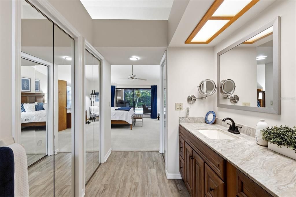 En Venta: $750,000 (4 camas, 3 baños, 2813 Pies cuadrados)