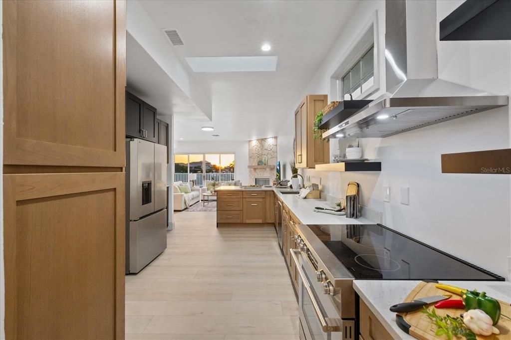 For Sale: $1,150,000 (3 beds, 2 baths, 3482 Square Feet)