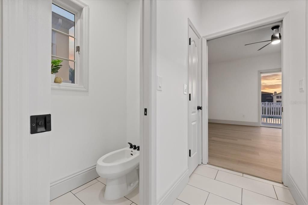 For Sale: $1,150,000 (3 beds, 2 baths, 3482 Square Feet)