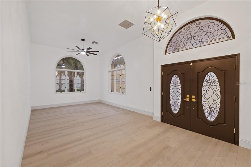 For Sale: $1,150,000 (3 beds, 2 baths, 3482 Square Feet)