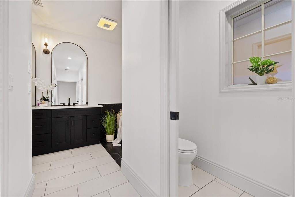 For Sale: $1,150,000 (3 beds, 2 baths, 3482 Square Feet)