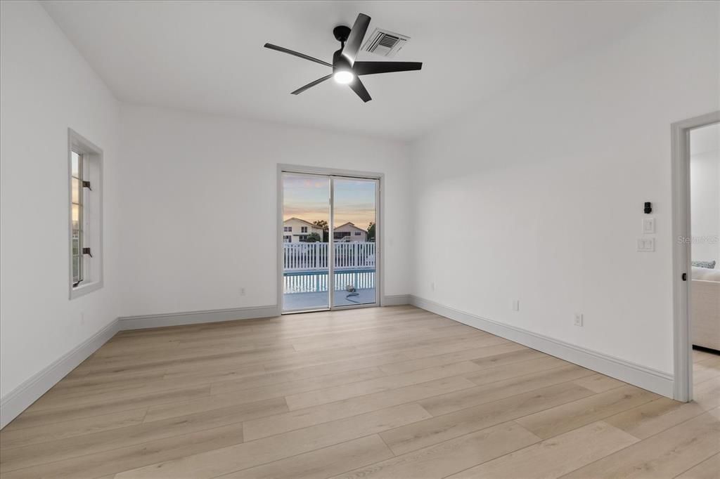 For Sale: $1,150,000 (3 beds, 2 baths, 3482 Square Feet)