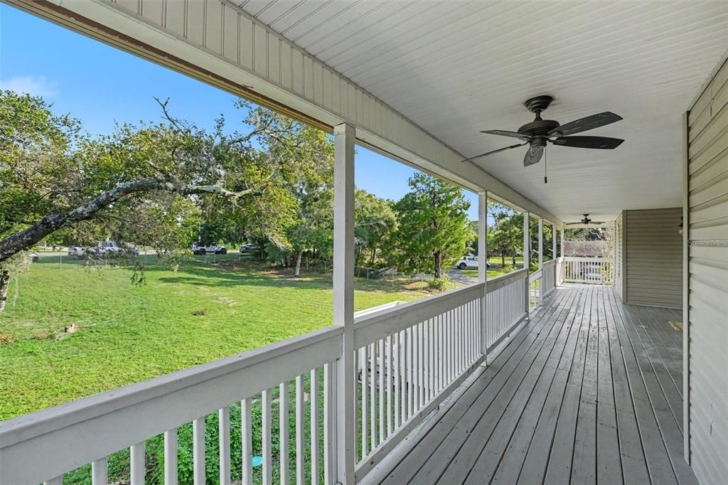 For Sale: $550,000 (4 beds, 4 baths, 2631 Square Feet)