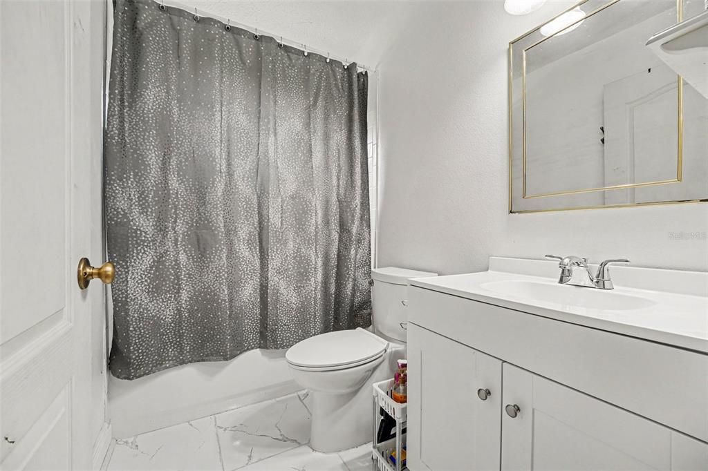 For Sale: $550,000 (4 beds, 4 baths, 2631 Square Feet)