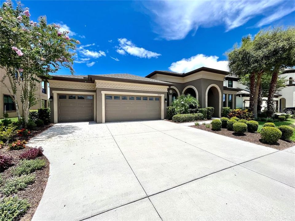 For Rent: $4,200 (4 beds, 3 baths, 3168 Square Feet)