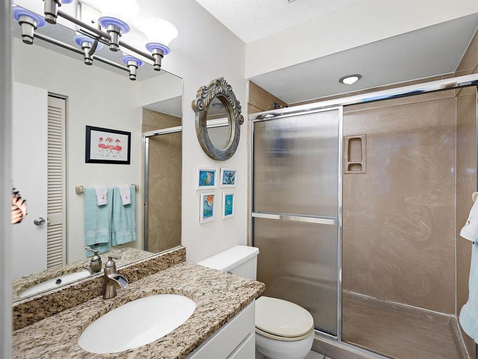 For Rent: $2,500 (2 beds, 2 baths, 1182 Square Feet)