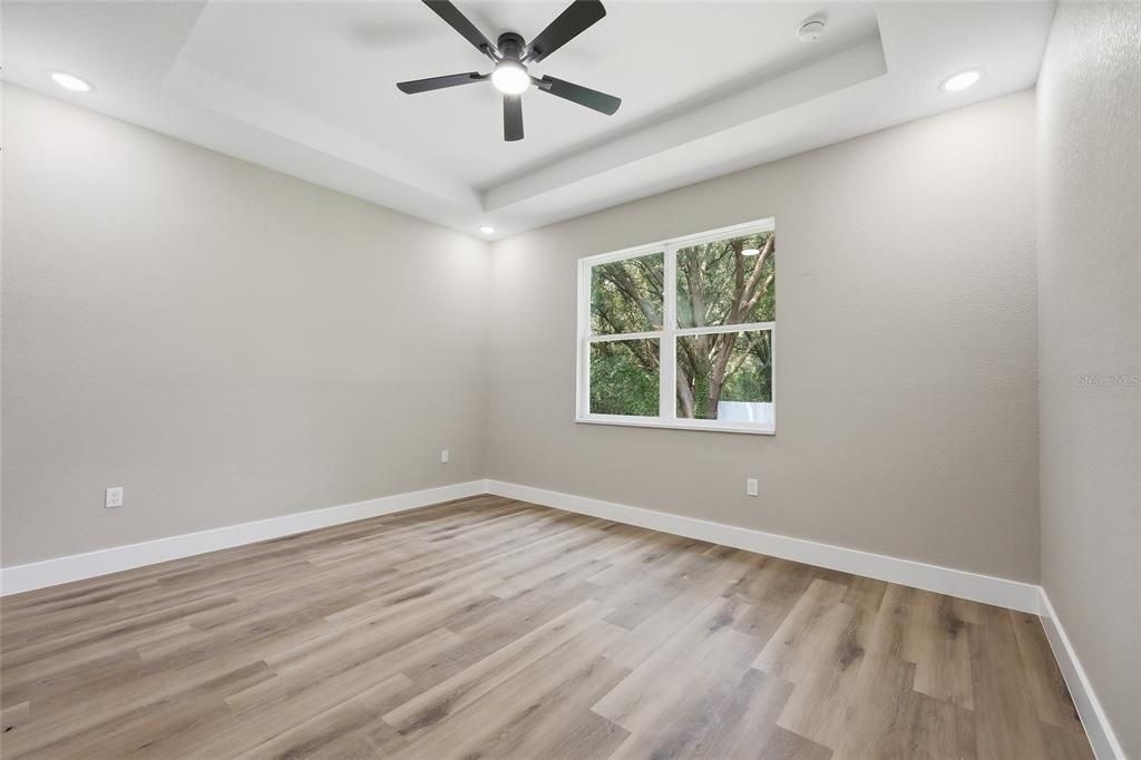For Sale: $279,990 (3 beds, 2 baths, 1406 Square Feet)
