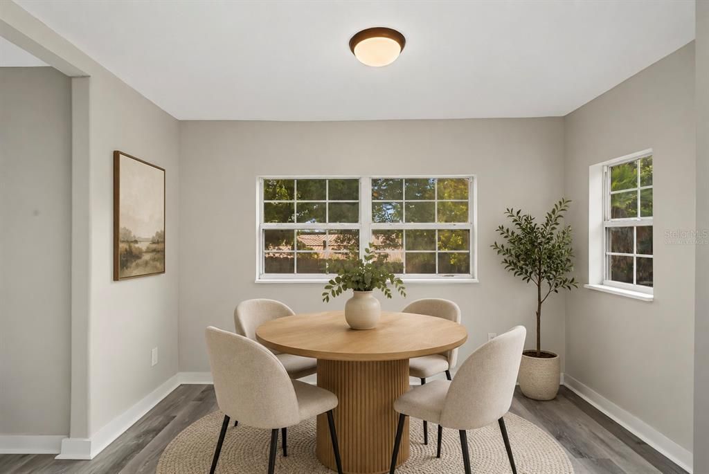 For Sale: $239,000 (3 beds, 2 baths, 1281 Square Feet)