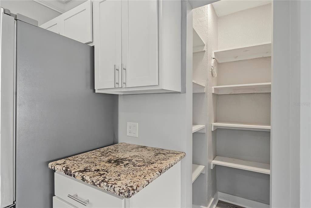 For Sale: $239,000 (3 beds, 2 baths, 1281 Square Feet)