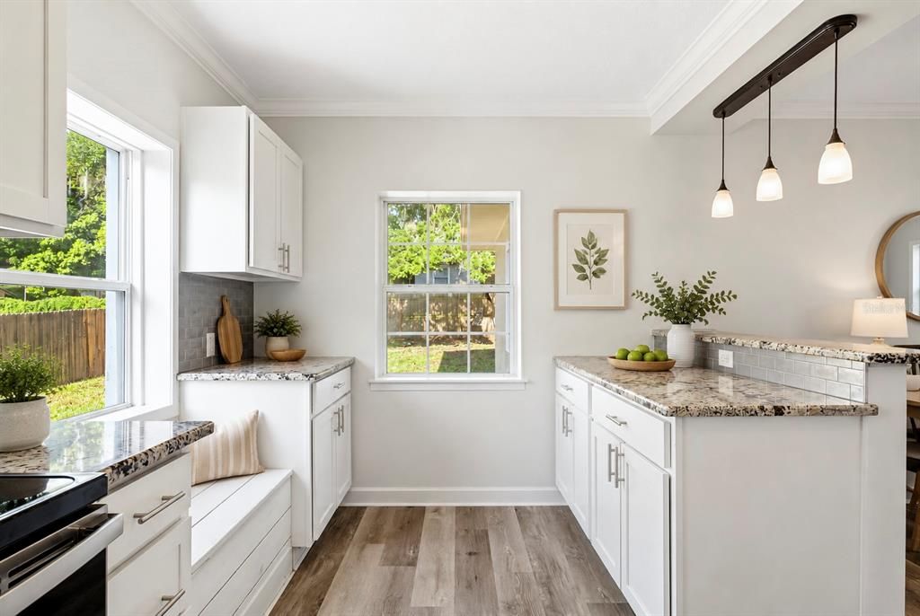 For Sale: $239,000 (3 beds, 2 baths, 1281 Square Feet)