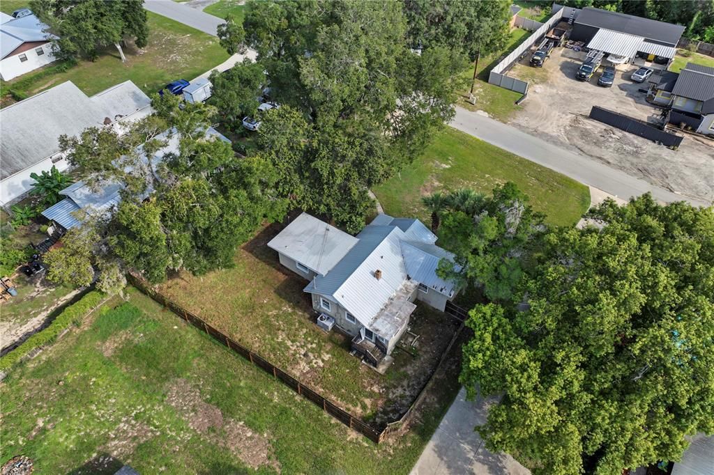 For Sale: $239,000 (3 beds, 2 baths, 1281 Square Feet)