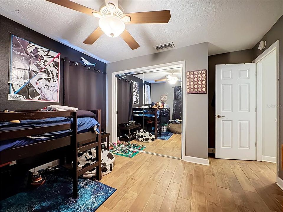 For Sale: $394,900 (3 beds, 2 baths, 1647 Square Feet)