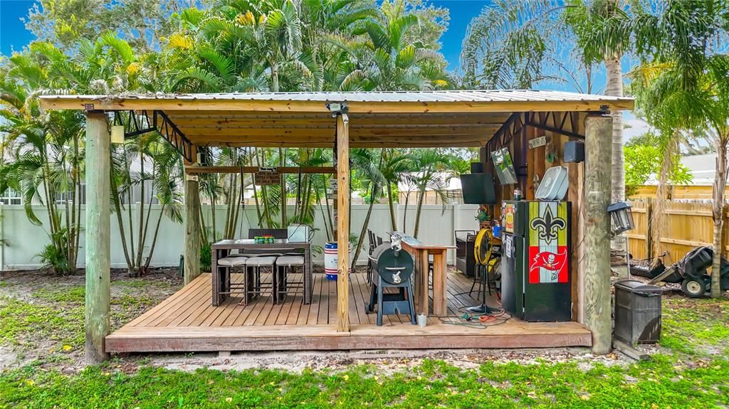 For Sale: $394,900 (3 beds, 2 baths, 1647 Square Feet)