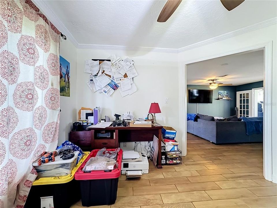 For Sale: $394,900 (3 beds, 2 baths, 1647 Square Feet)