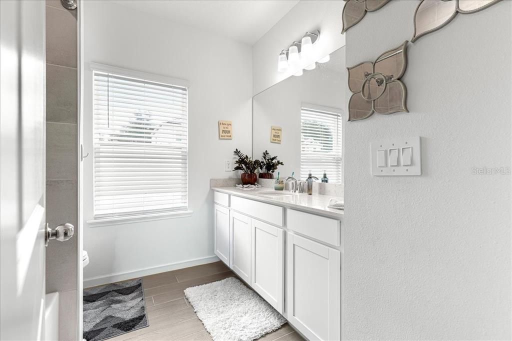 For Sale: $354,000 (4 beds, 3 baths, 2292 Square Feet)
