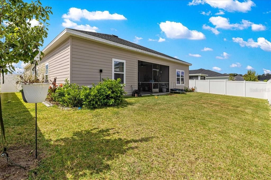 For Sale: $354,000 (4 beds, 3 baths, 2292 Square Feet)