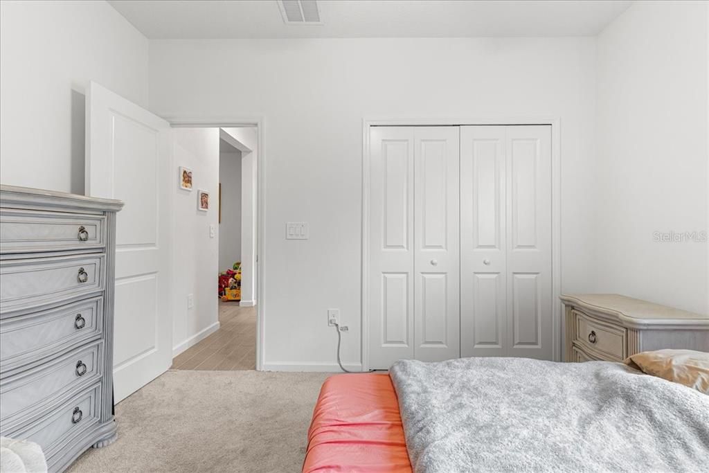 For Sale: $354,000 (4 beds, 3 baths, 2292 Square Feet)