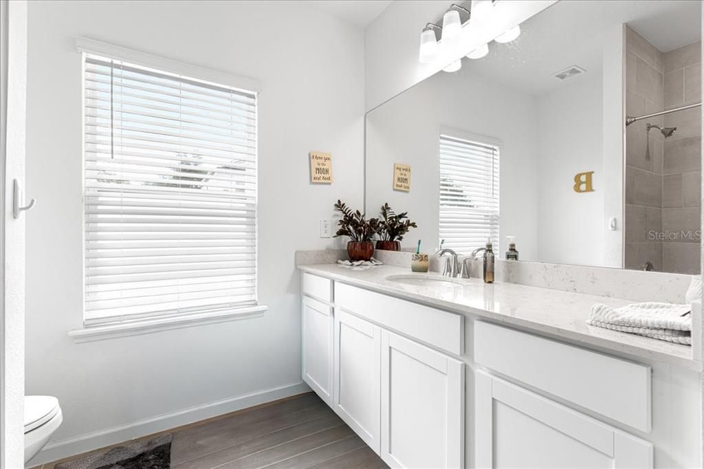 For Sale: $354,000 (4 beds, 3 baths, 2292 Square Feet)