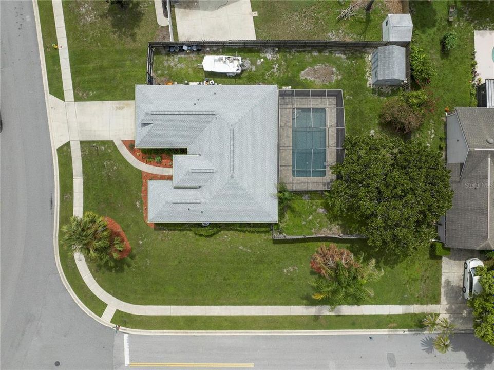 Active With Contract: $475,000 (4 beds, 2 baths, 1605 Square Feet)