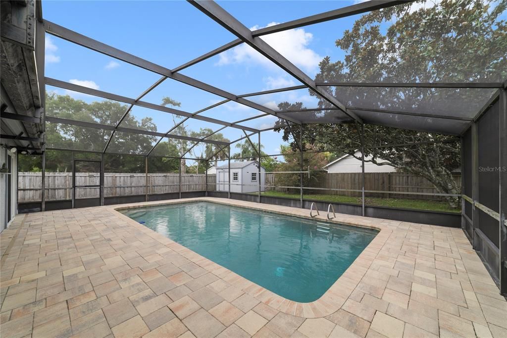 Active With Contract: $475,000 (4 beds, 2 baths, 1605 Square Feet)